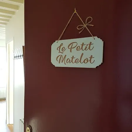 Le Petit Matelot